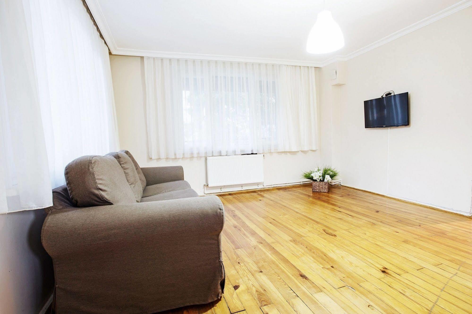 Buyukada Apart Hotel - Sehbal Prinseneilanden Buitenkant foto